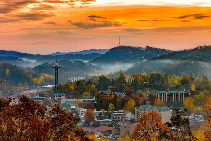 gatlinburg-in-the-fall