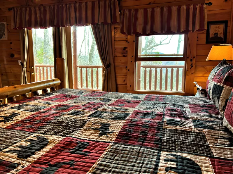 Lazy Bear Lodge