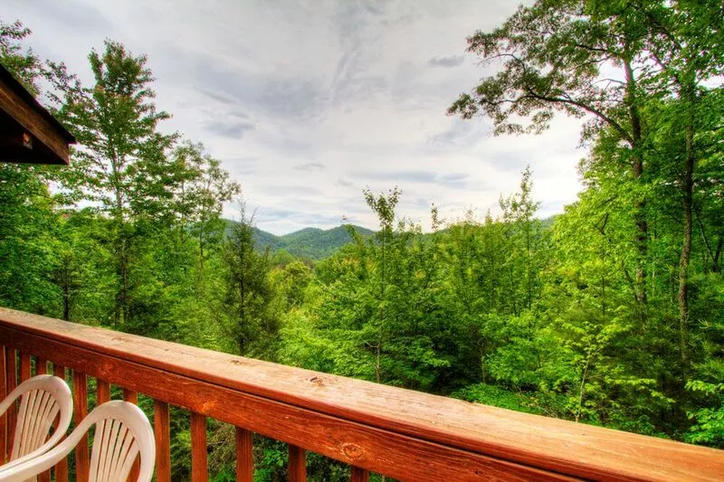 Saddle Ridge by Great Cabins in the Smokies