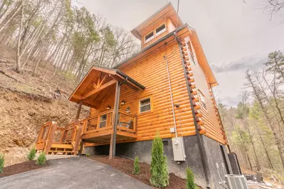 Hawk's Nest 24