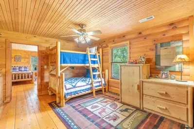 Mountain Valley Paradise 31