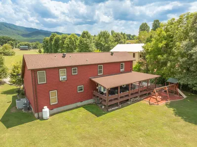 Mountain Valley Paradise 38