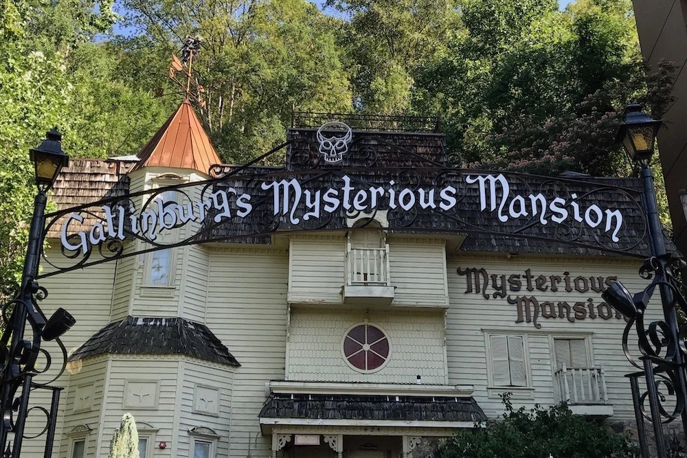 Mysterious Mansion haunted house in Gatlinburg TN