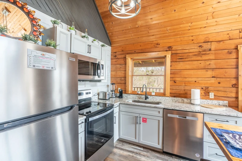 Treetopia Ridge Cabin