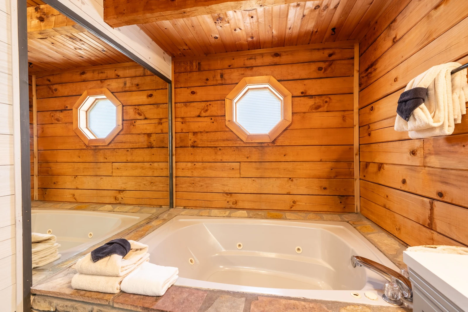 Treetopia Ridge Cabin