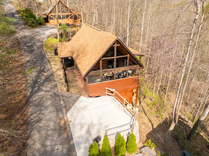 Treetopia Ridge Cabin