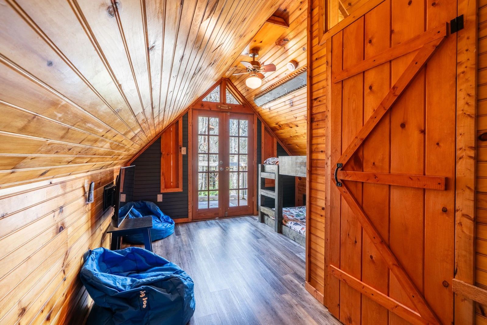 Treetopia Ridge Cabin