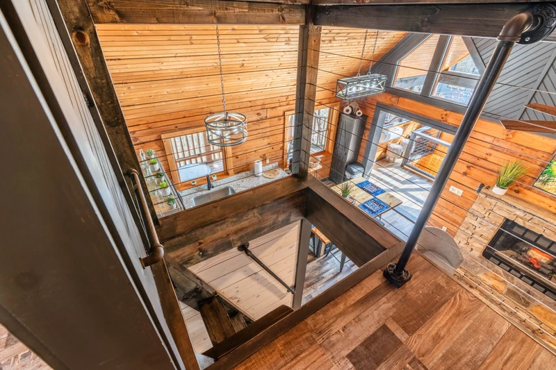 Treetopia Ridge Cabin