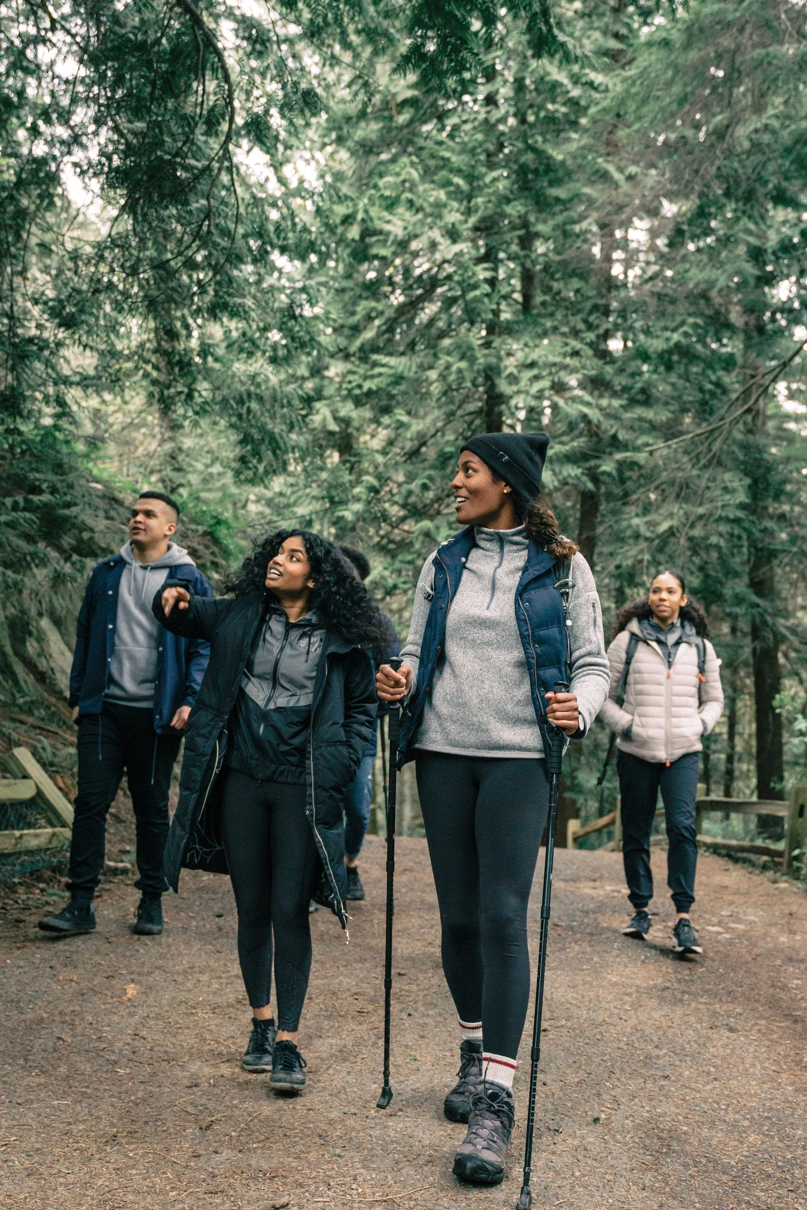 hiking_family