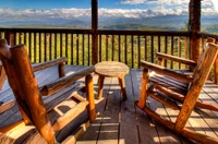 the views at that's the spot make it one of our top Smoky Mountain romantic cabins